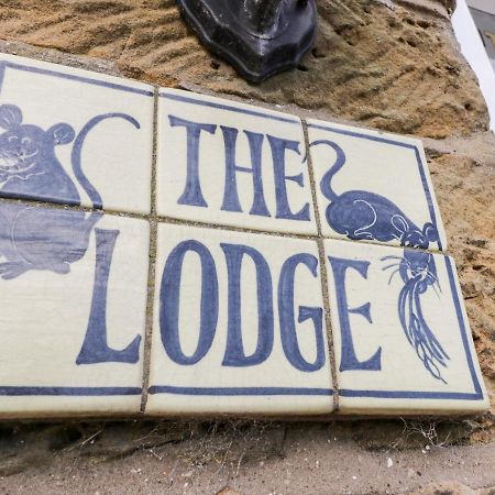 The Lodge Whitby Exterior foto